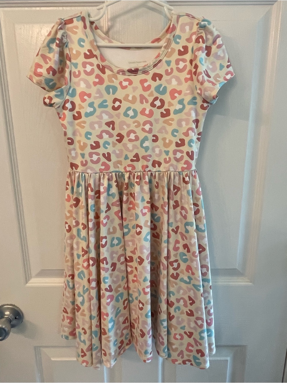 Charlie’s Project, Sz 7 Girls Cream Leopard Spot Short Sleeve Casual Dress